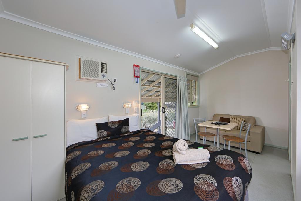Dalby Tourist Park Hotel Exterior photo
