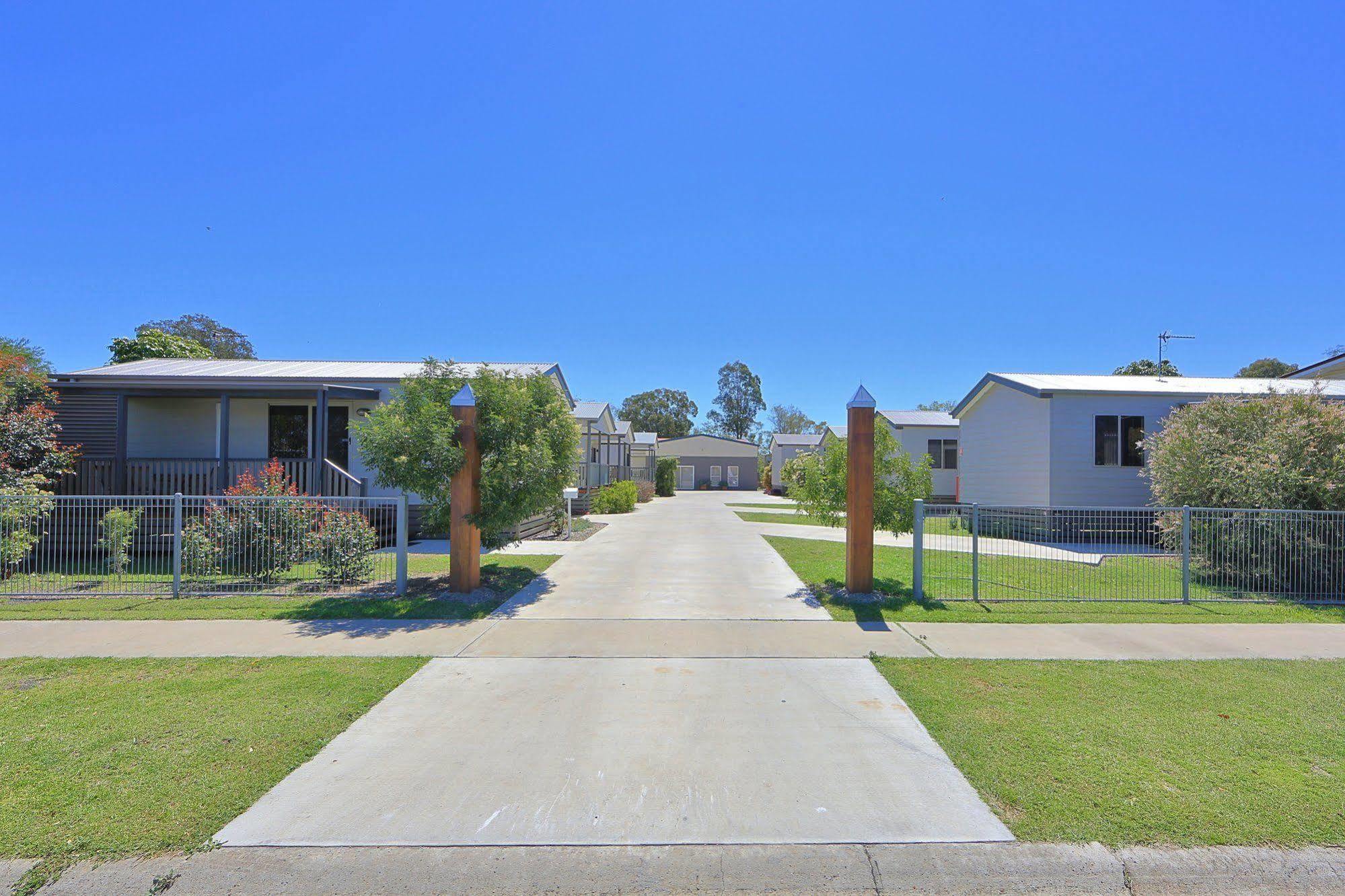 Dalby Tourist Park Hotel Exterior photo